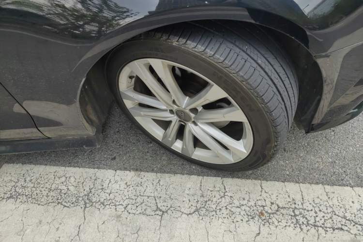Used Audi A6L 2018 30 FSI Collector's Edition
