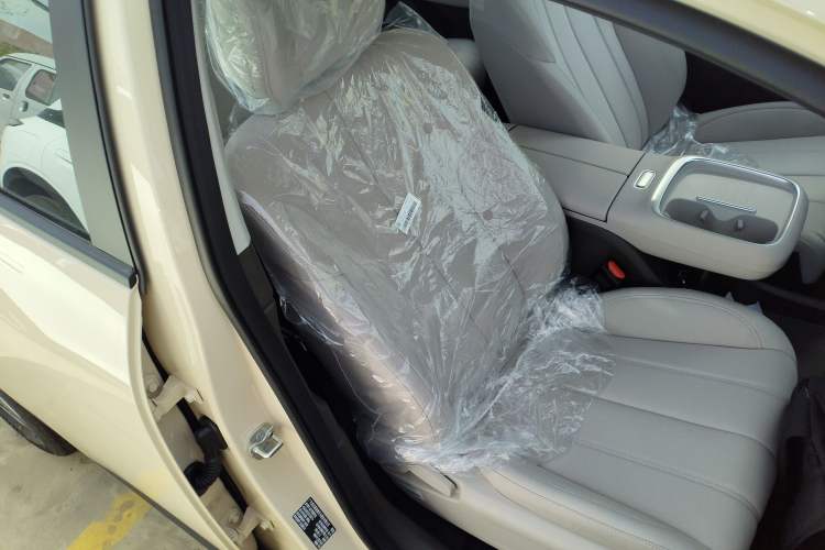 Used AION UT 2025 330 Starlight Edition
