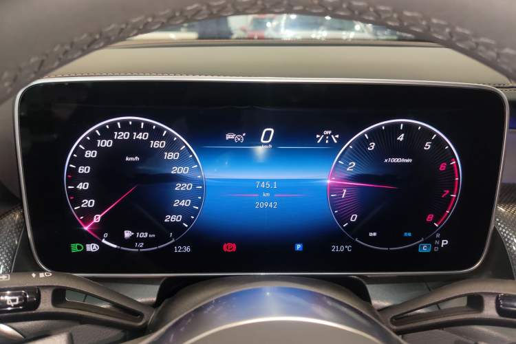 Used Mercedes-Benz GLC 2024 GLC 260 L 4MATIC Dynamic Edition 5-seater