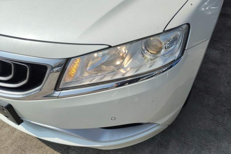 Used Geely Auto Emgrand GT 2016 1.8T Zunya Model Left Front Headlight