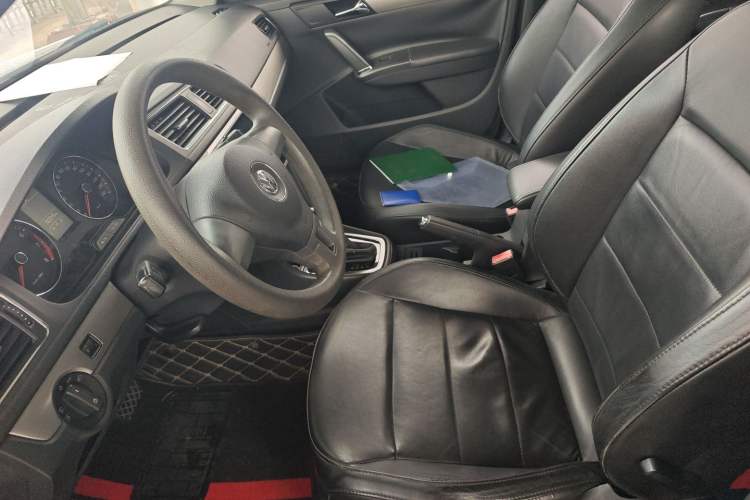 Used Volkswagen Lavida 2013 Revised Version 1.4 TSI DSG Comfort Edition Left Front Seat