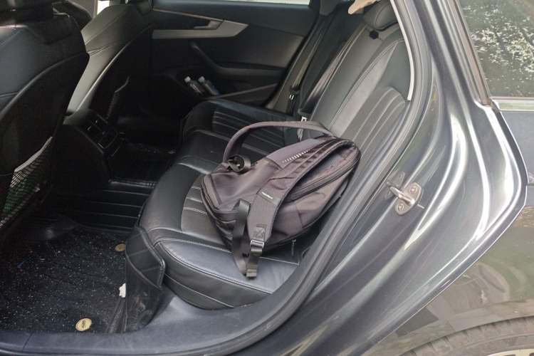 Used Audi A4L 2020 40 TFSI Luxury Dynamic Model
