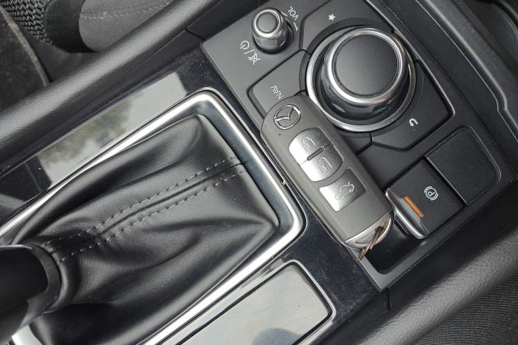 Used Mazda 3 Axela 2019 Cloud-Controlled Version Sedan 1.5L Automatic Luxury Trim China V Standard