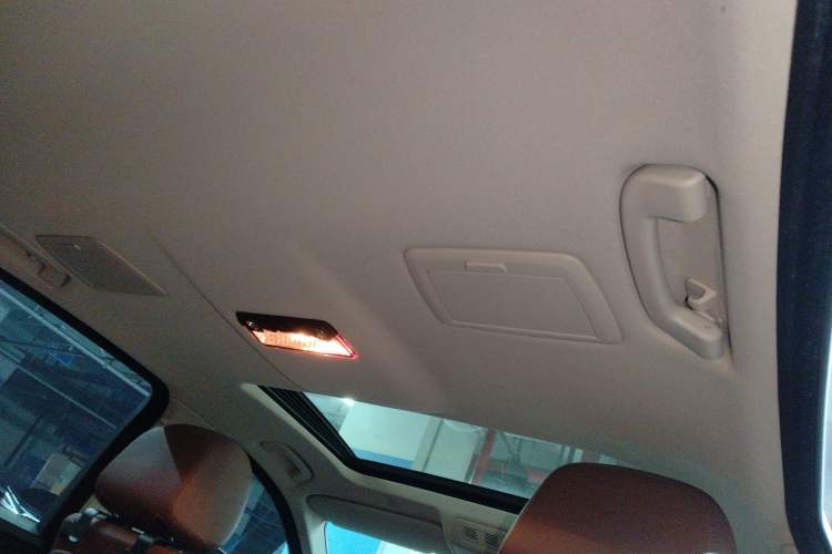 Used BMW 5 Series 2014 520Li Elegant Model