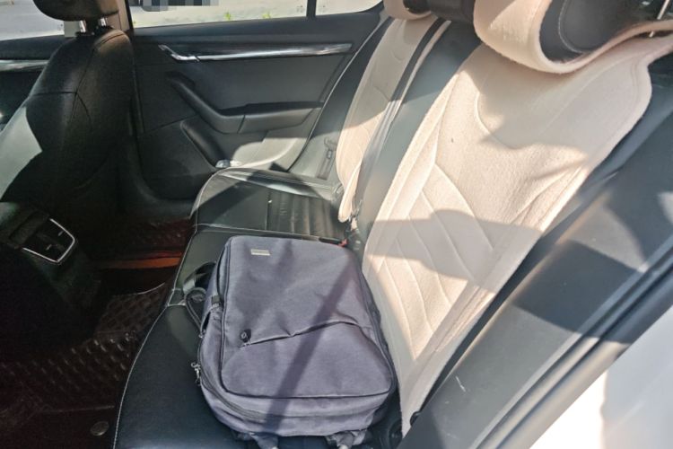 Used Skoda Octavia 2017 1.6L Manual Smart Drive Edition