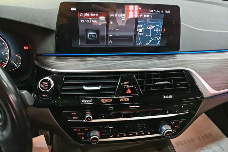 Used BMW 5 Series 2018 530Li Leading Edition Luxury Package
