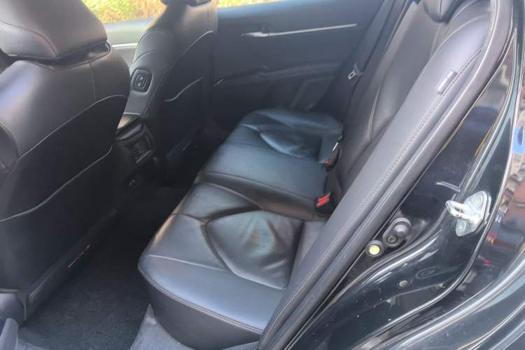 Used Toyota Camry 2019 2.5G Luxury Edition China VI Standard