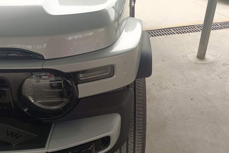 Used iCAR V23 2025 501 Four-Wheel Drive Advanced Version