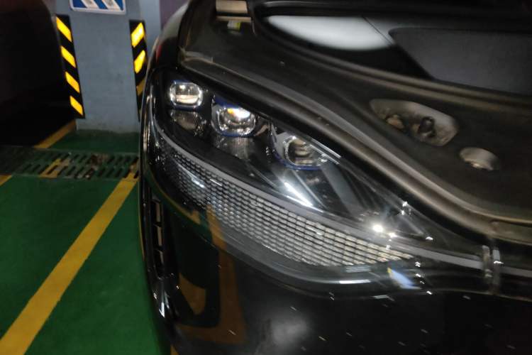 Used Hima AITO M9 2024 All-Electric Max Version 100 kWh 6-Seater
