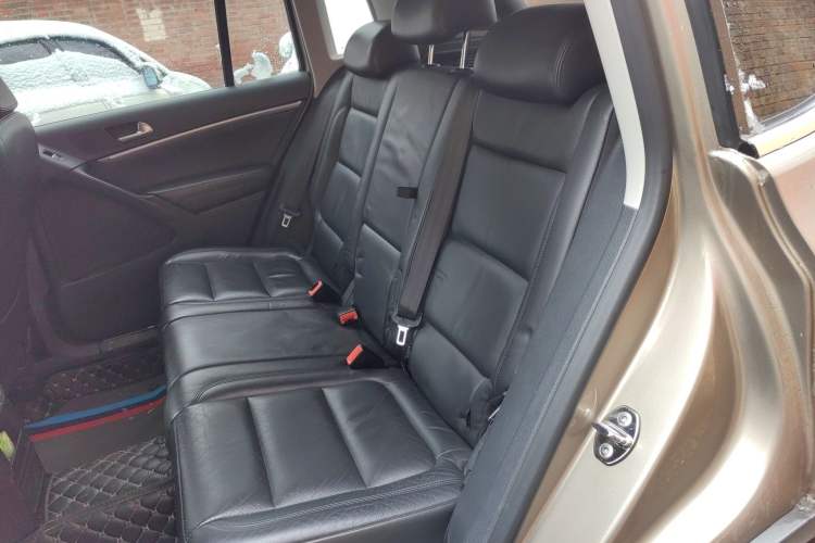 Used Volkswagen Tiguan L 2015 1.8TSI Automatic Two-Wheel Drive Luxury Model
