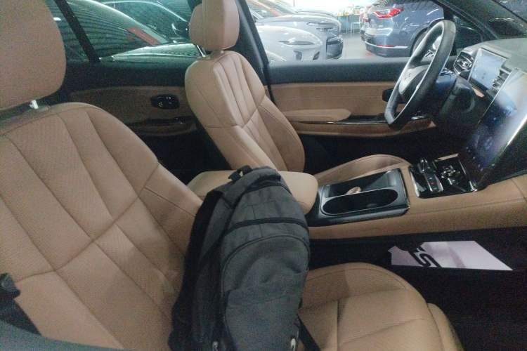 Used Nio ES8 2020 415 km Range 7-Seater Version