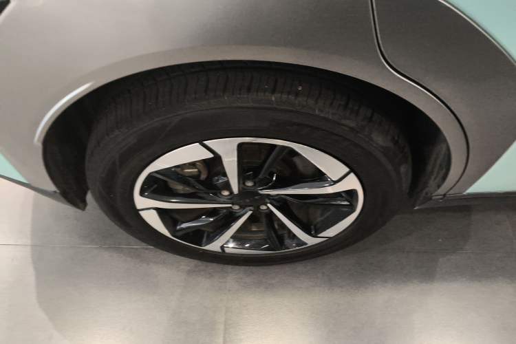 Used AION Y 2023 Younger Star Edition
