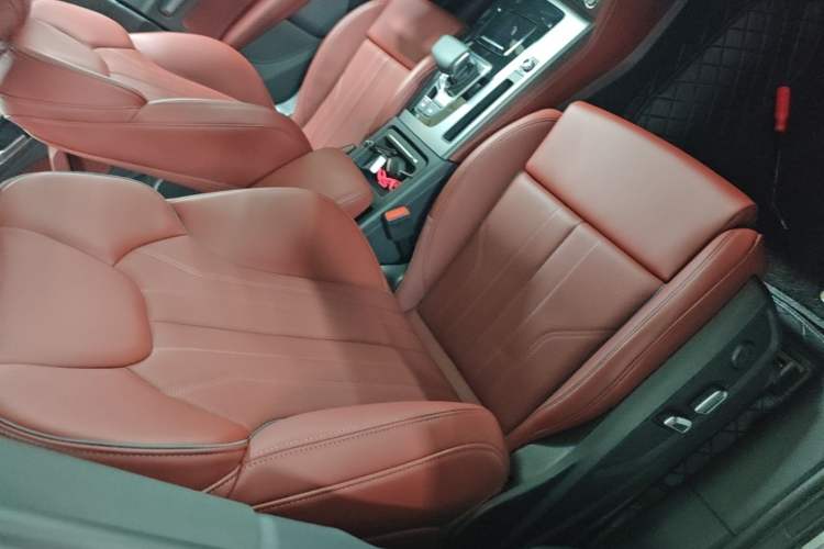 Used Audi Q5L 2025 quattro 45th Anniversary Edition 40 TFSI Luxury Dynamic Model