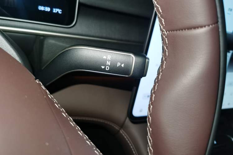 Used Nio EC6 2025 75 kWh Gear Lever