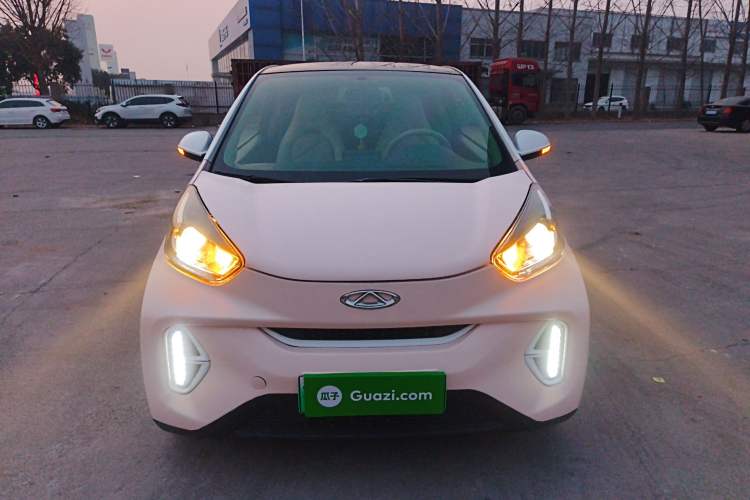 Used Chery Little Ant 2022 Sweet Pink Edition Half-Sugar Version Lithium Iron Phosphate 30 kW 301 km
