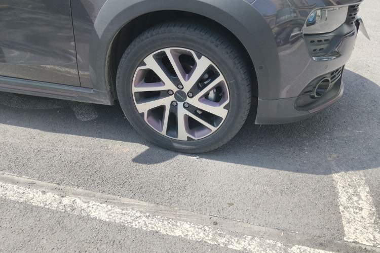 Used Lynk & Co 02 2022 1.5T DCT Shine Pro
