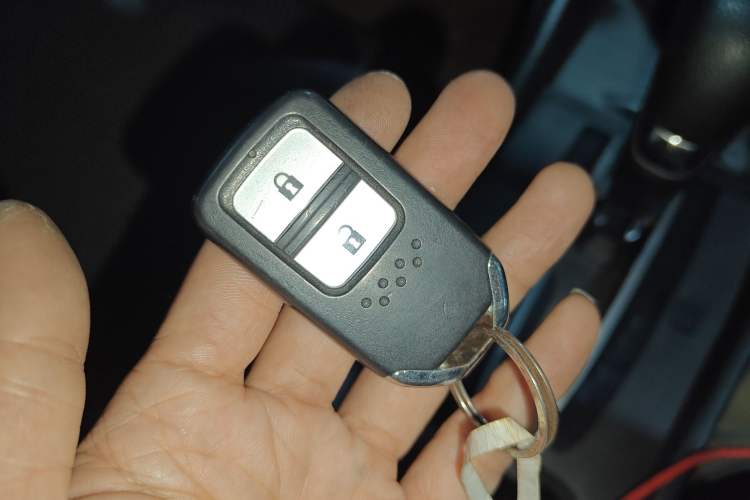 Used Honda Jade 2017 1.8L automatic Comfort version 5 seats