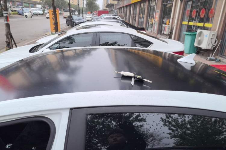 Used Chevrolet Cavalier 2016 1.5L Manual Enjoyment Edition Roof