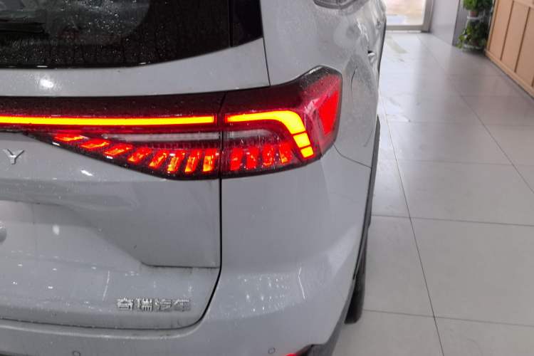 Used Chery Tiggo 8 PRO New Energy 2024 1.5T 100km XinChen Edition
