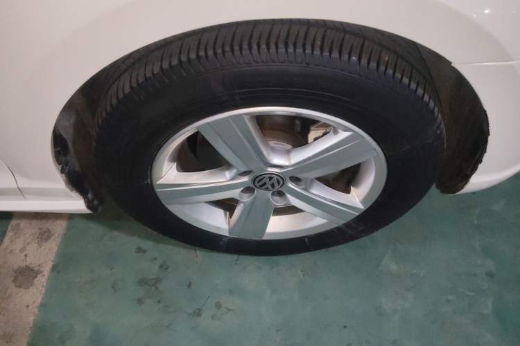 Used Volkswagen Lamando 2018 230TSI DSG Fashion Edition Right Front Wheel Hub