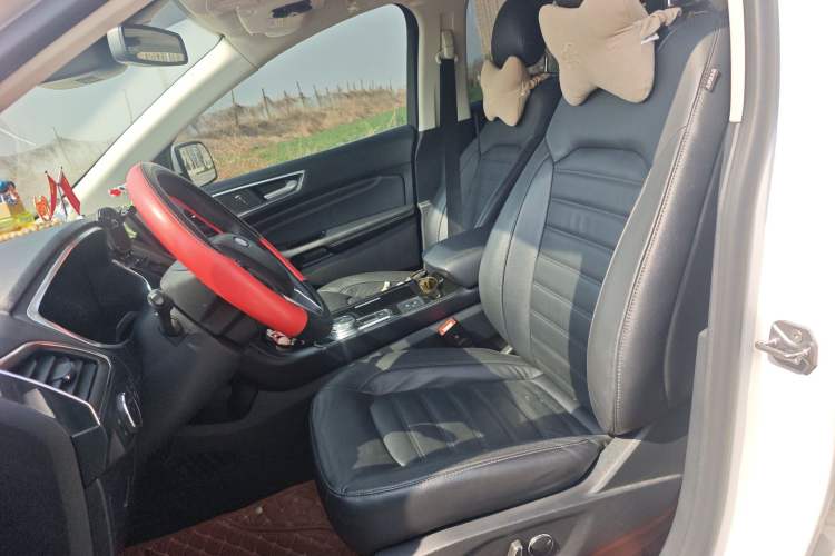 Used Ford Edge 2020 EcoBoost 245 Two-Wheel Drive Titanium 7-Seater
