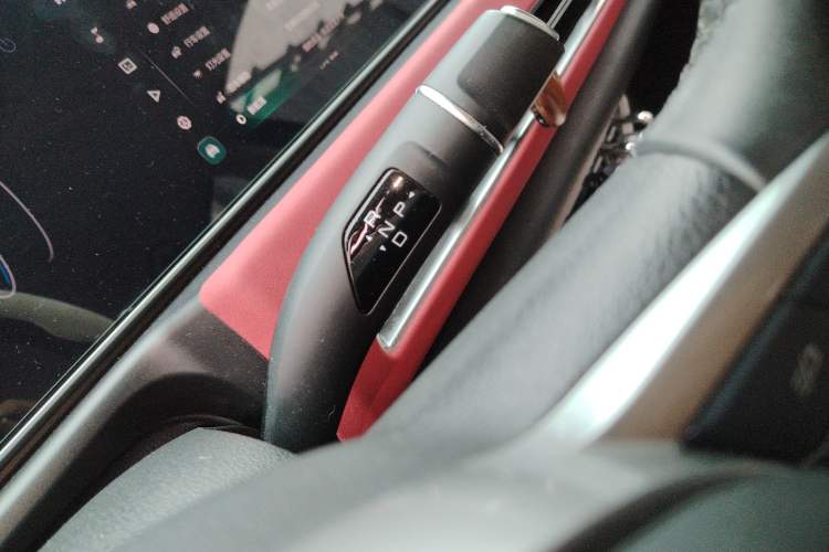 Used ORA Good Cat GT 2023 Mulan Edition 401km Luxury Version
