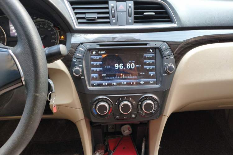 Used Suzuki Alivio 2015 1.6L Manual Comfort Model
