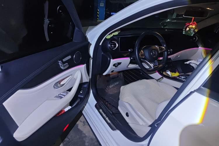 Used Mercedes-Benz E-Class 2016 E 200 L Sport Edition
