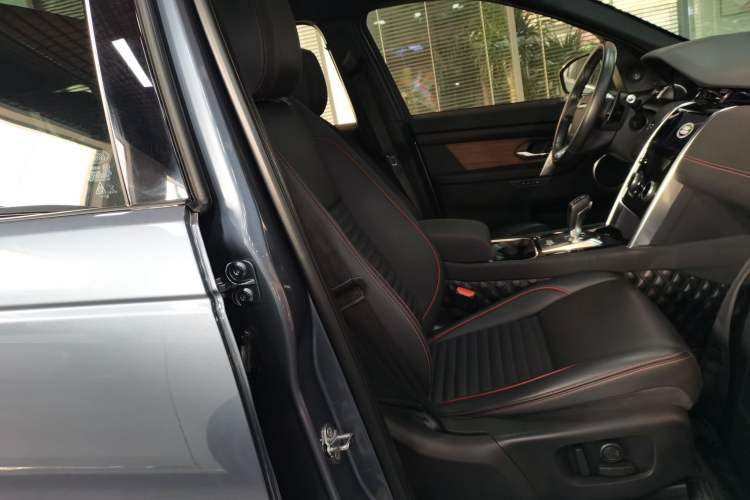 Used Land Rover Discovery Sport 2021 249 PS R-Dynamic SE Performance Tech Edition 5 Seats
