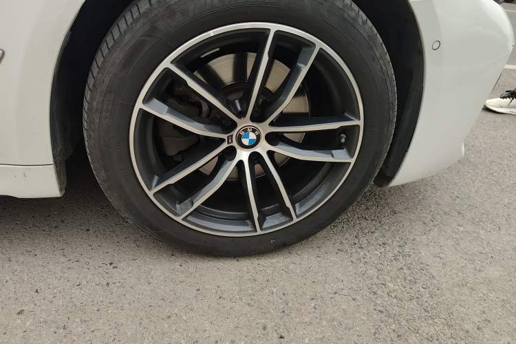 Used BMW 5 Series 2022 Restyled 525Li M Sport Package
