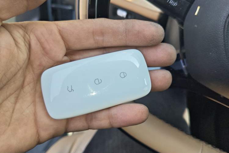 Used Geely Galaxy L6 2023 125km PLUS
