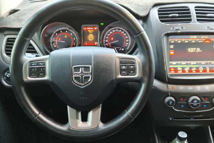 Used Dodge Journey 2016 2.4L Two-Wheel-Drive Touring Edition Steering Wheel