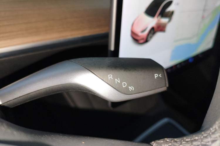 Used Tesla Model Y 2021 Standard Range Rear-Wheel Drive Version