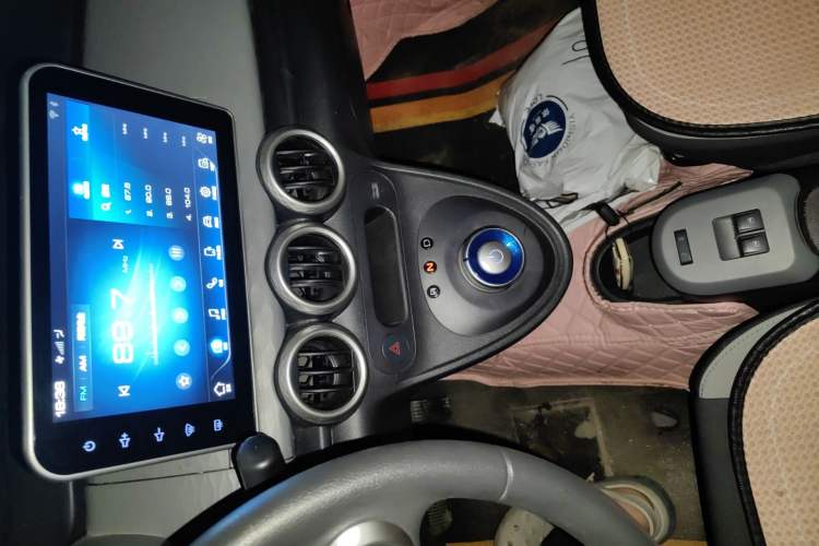 Used ORA Black Cat 2021 301 km Basic Version Audio And AC Panel