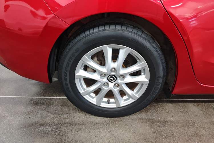 Used Mazda 3 Axela 2016 Sedan 1.5L Automatic Comfort Model Right Rear Wheel Hub