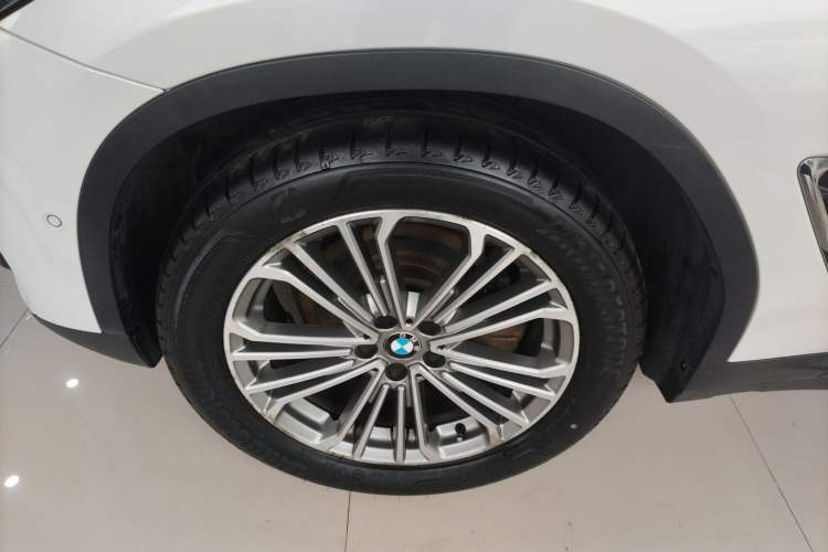 Used BMW X3 2018 xDrive28i Luxury Package China VI Emission Standard
