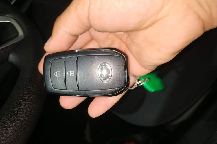 Used Toyota FRONTLANDER 2023 2.0L CVT Leading Edition
