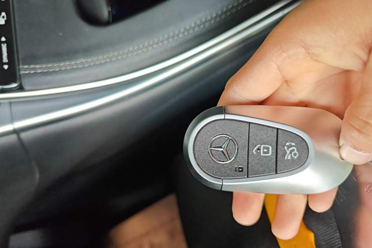 Used Mercedes-Benz C-Class New Energy 2023 Second Facelift C 350 eL
