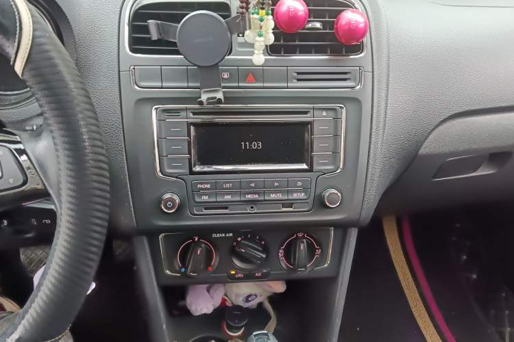 Used Volkswagen Polo 2016 1.6L Automatic Comfort Model