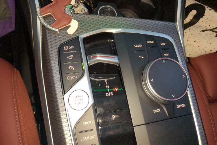 Used BMW 3 Series 2025 330i M Sport Night Edition Package Gear Lever