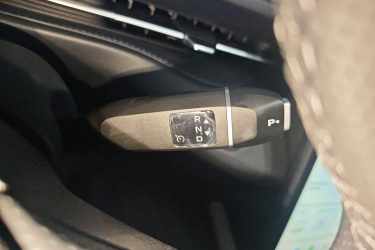 Used Changan Eado PHEV 2025 Smart New Blue Whale 145KM High-Energy Edition
