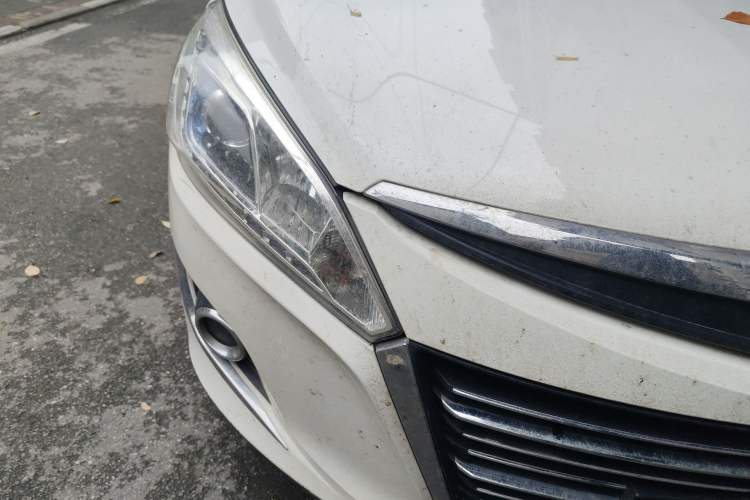 Used Luxgen U6 SUV 2015 1.8T Fashion Edition Right Front Headlight