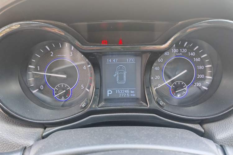 Used JMC Yusheng S350 2013 2.4T Automatic 2WD Diesel Luxury Edition 5 Seats Instrument Cluster