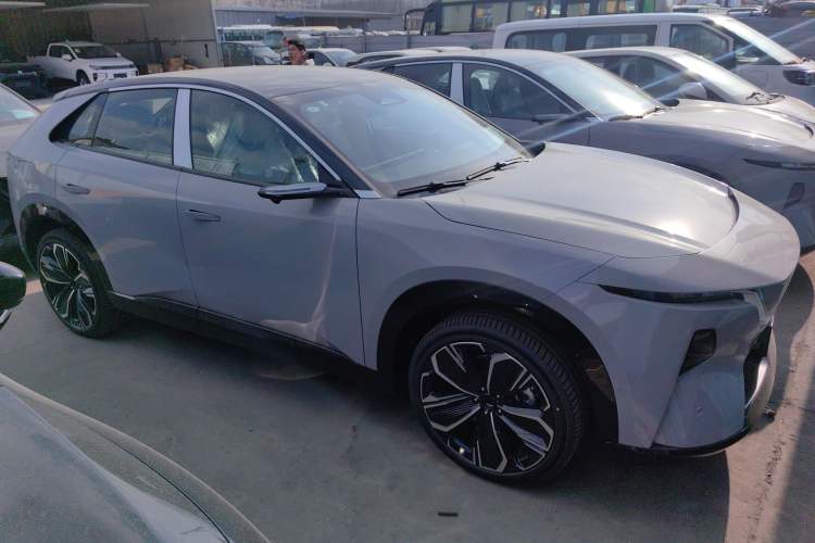 Used Mazda EZ-60 2025 Model Pure Electric 600 Max
