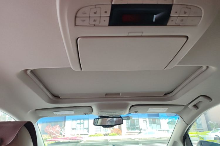 Used Buick GL8 2011 3.0L GT Luxury Business Haoya Edition