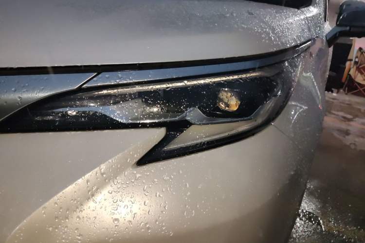 Used Toyota Sienna 2021 2.5L Hybrid Luxury Edition
