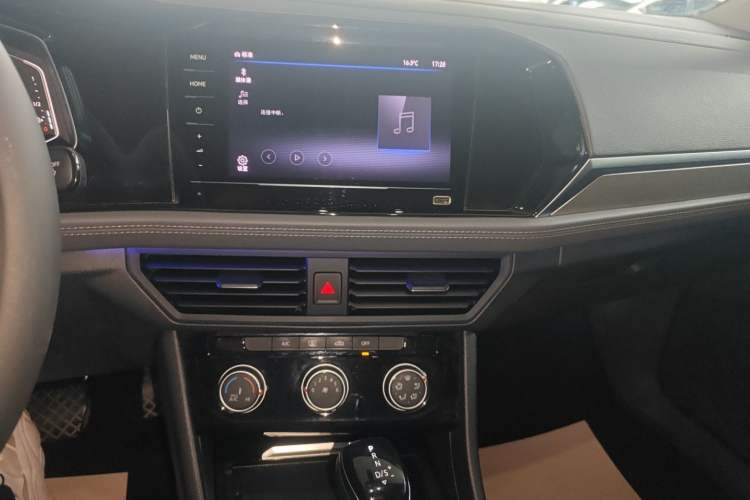 Used Volkswagen Sagitar 2022 280TSI DSG Flyover Edition
