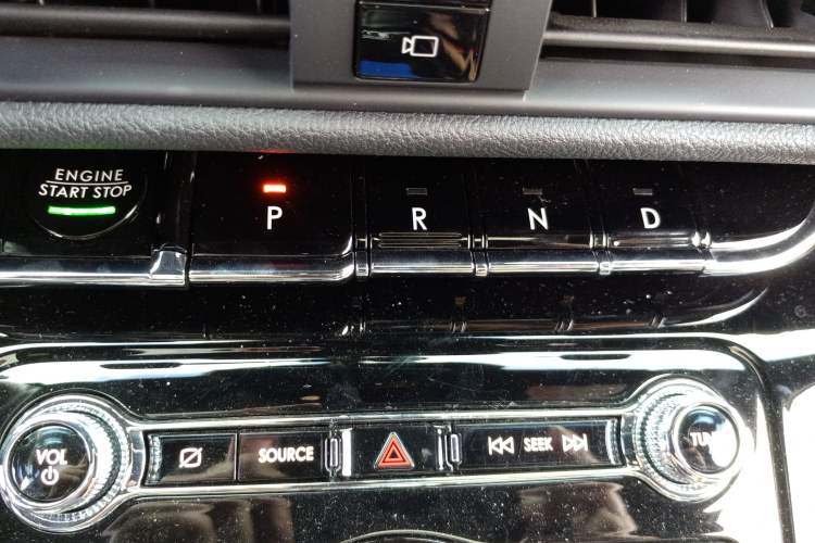 Used Lincoln Corsair 2021 2.0T Two-Wheel-Drive Luxury Edition