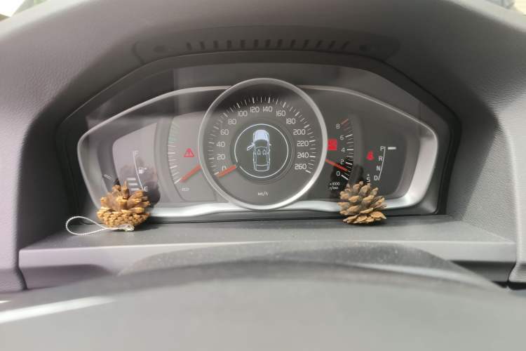 Used Volvo S60 2017 S60L T3 Smart Upgrade Edition
