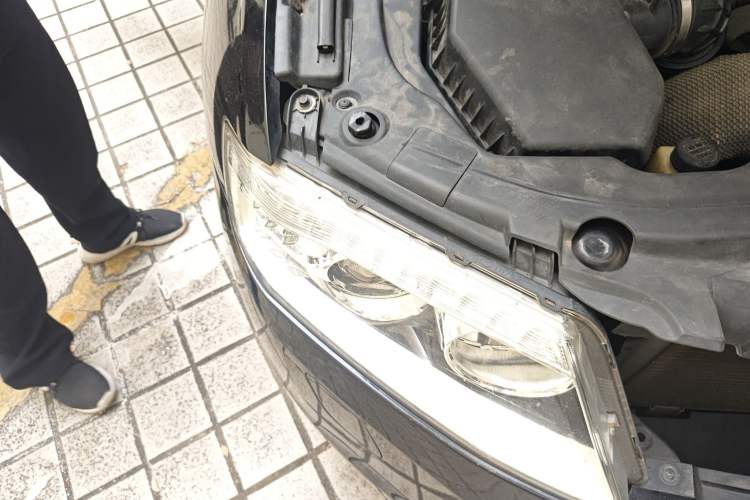 Used Hongqi H7 2015 2.0T Technology Model
